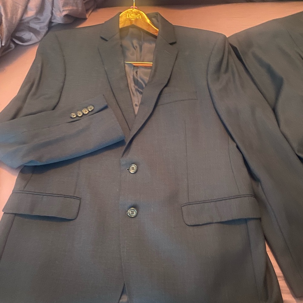 Men’s Suit